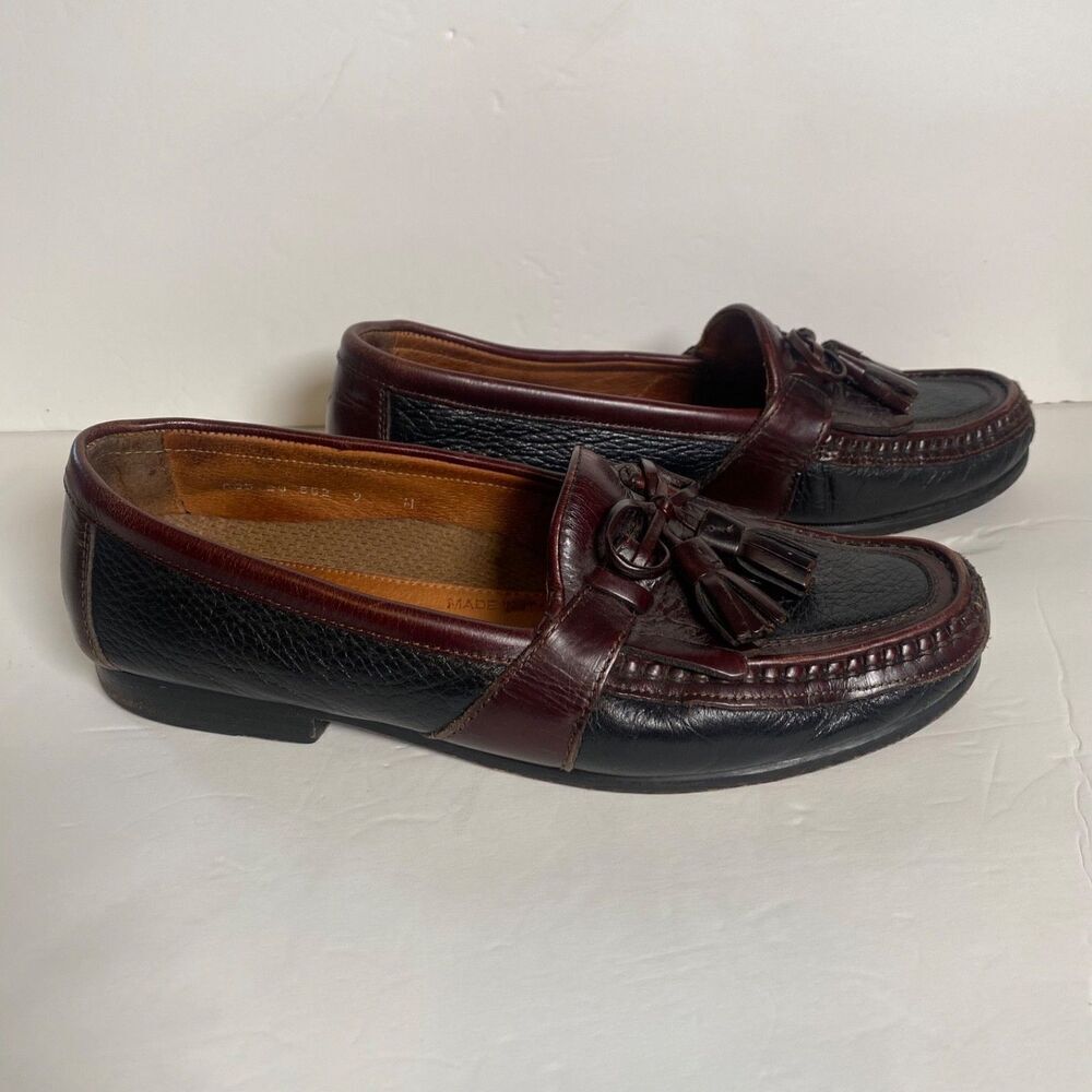 Johnston & Murphy Made in Italy Two-Tone Tassel Loafers – Size 9M